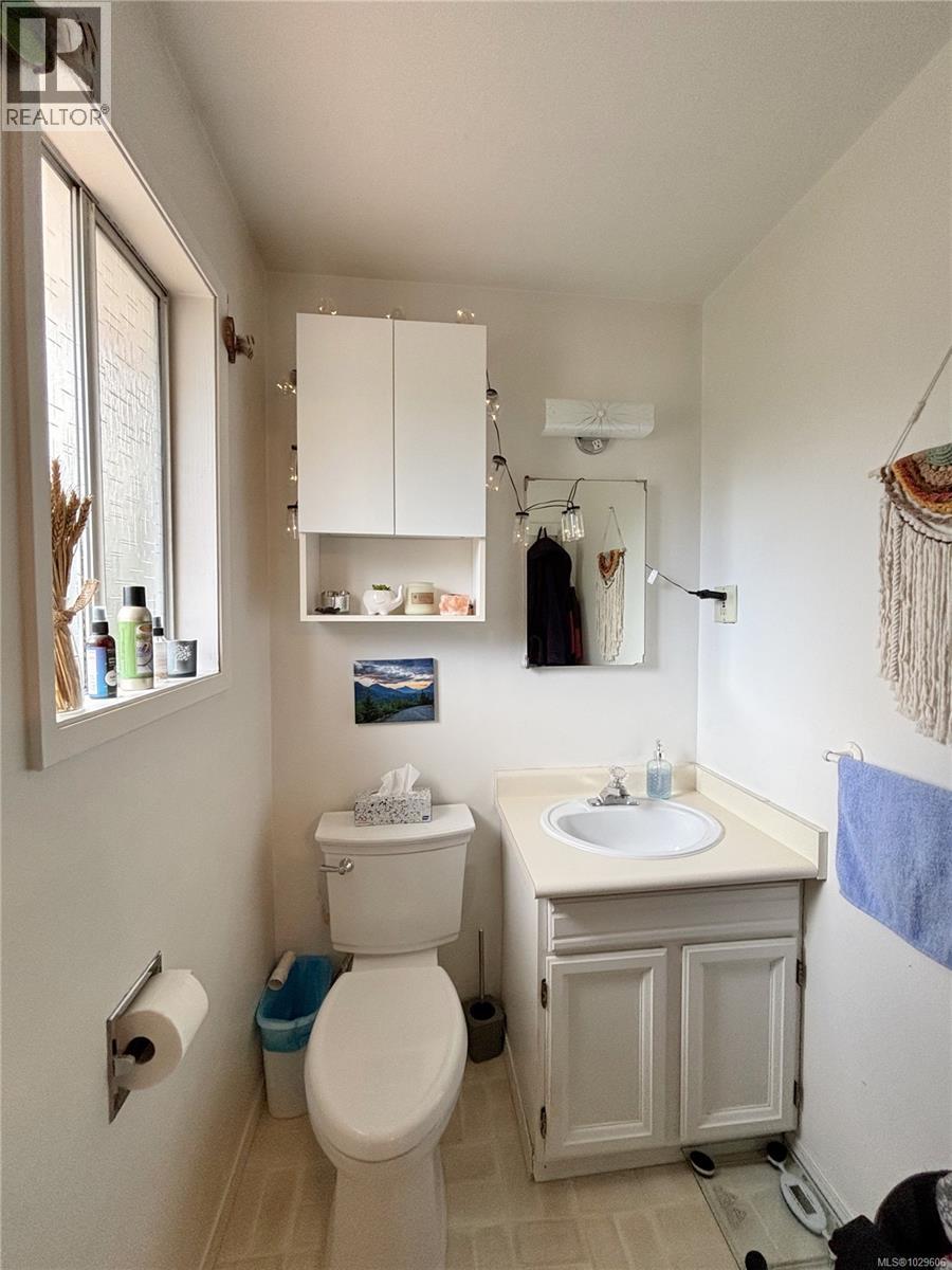 529 Cedar Cres - 20