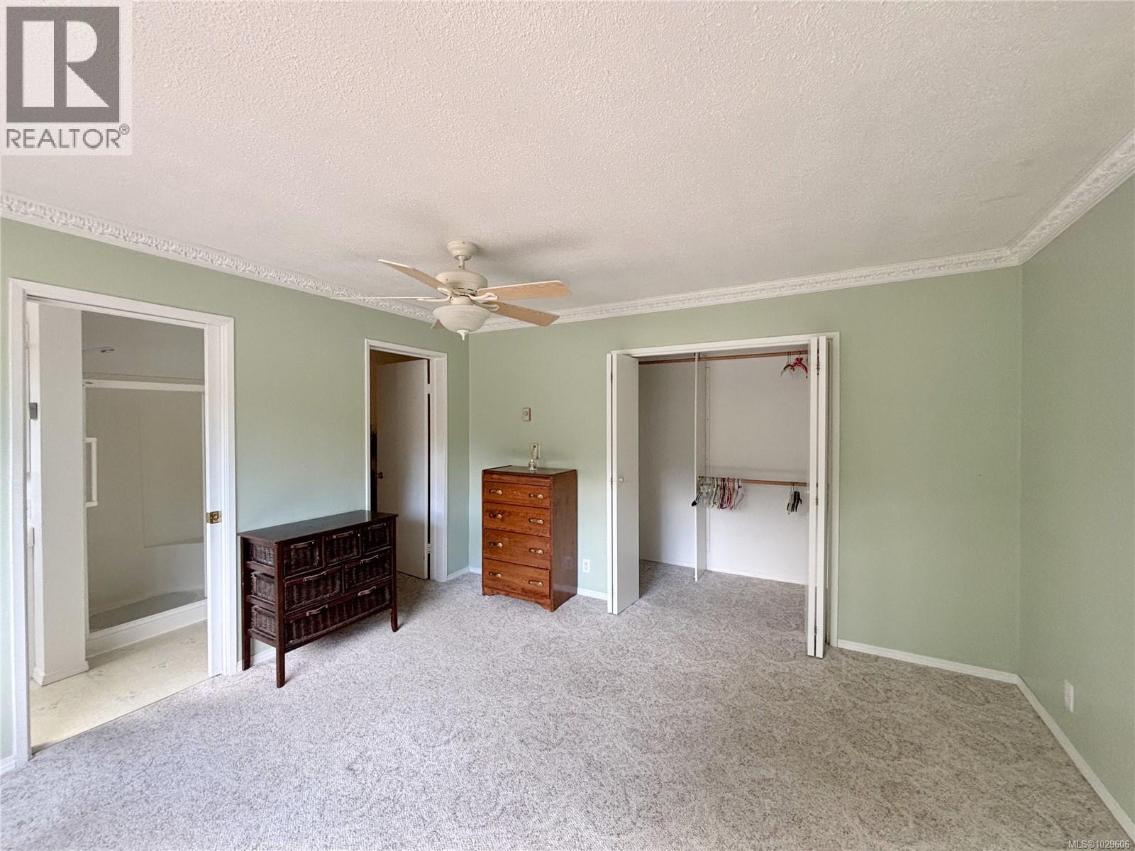 529 Cedar Cres - 7