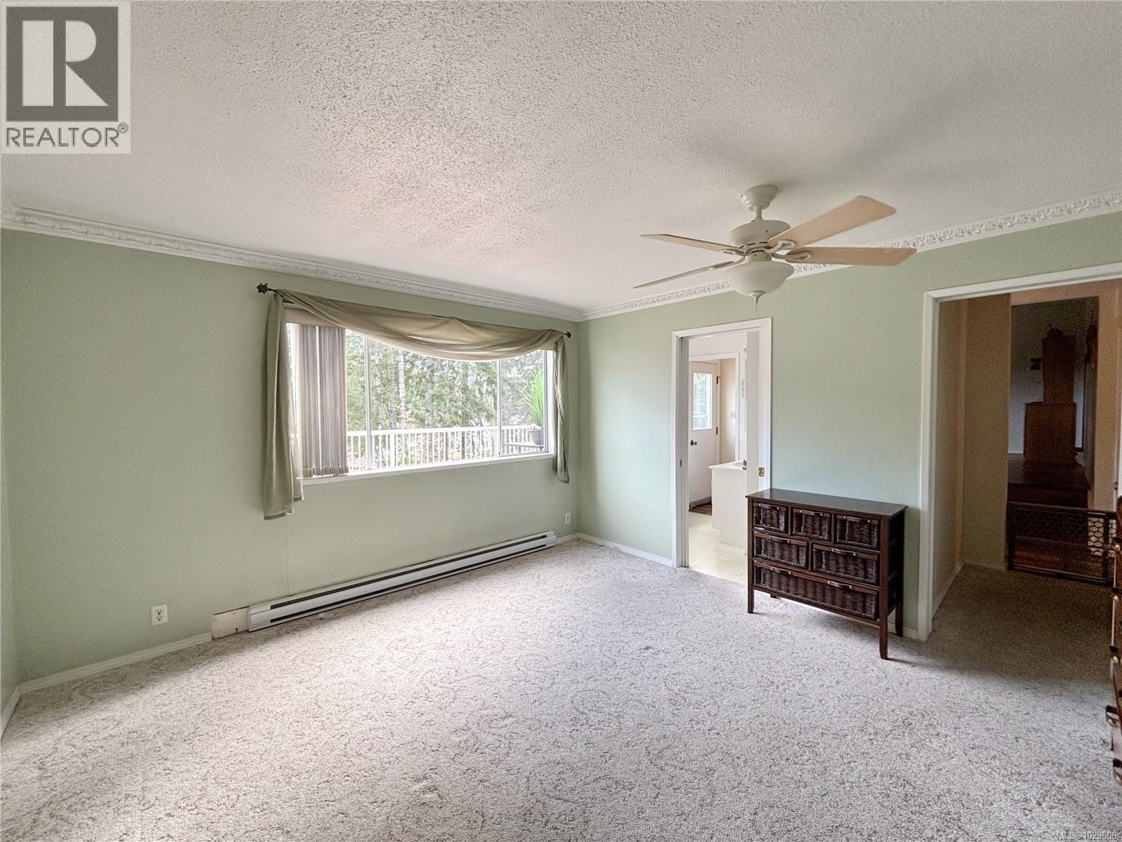 529 Cedar Cres - 9