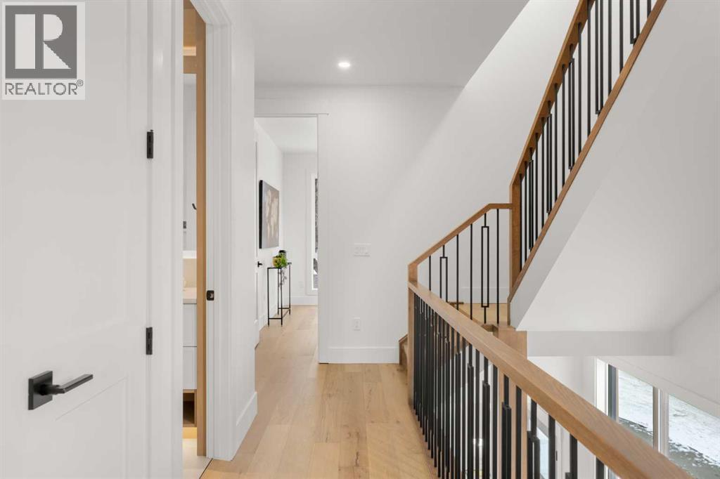 Single Family House for Sale in   Avenue NW West Hillhurst Calgary 