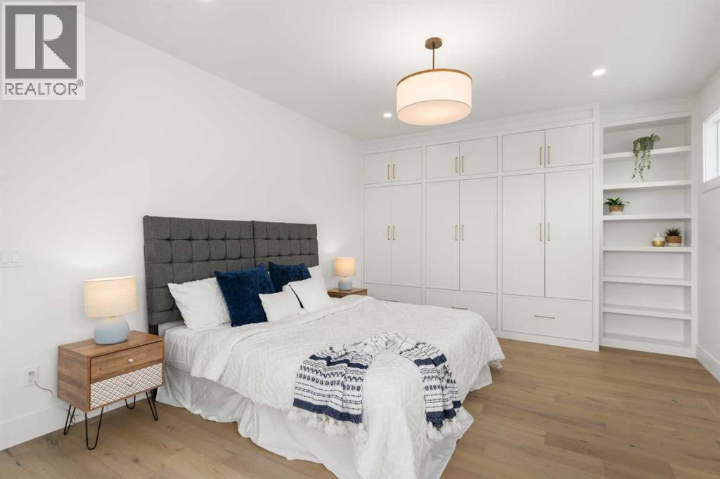 Single Family House for Sale in   Avenue NW West Hillhurst Calgary 