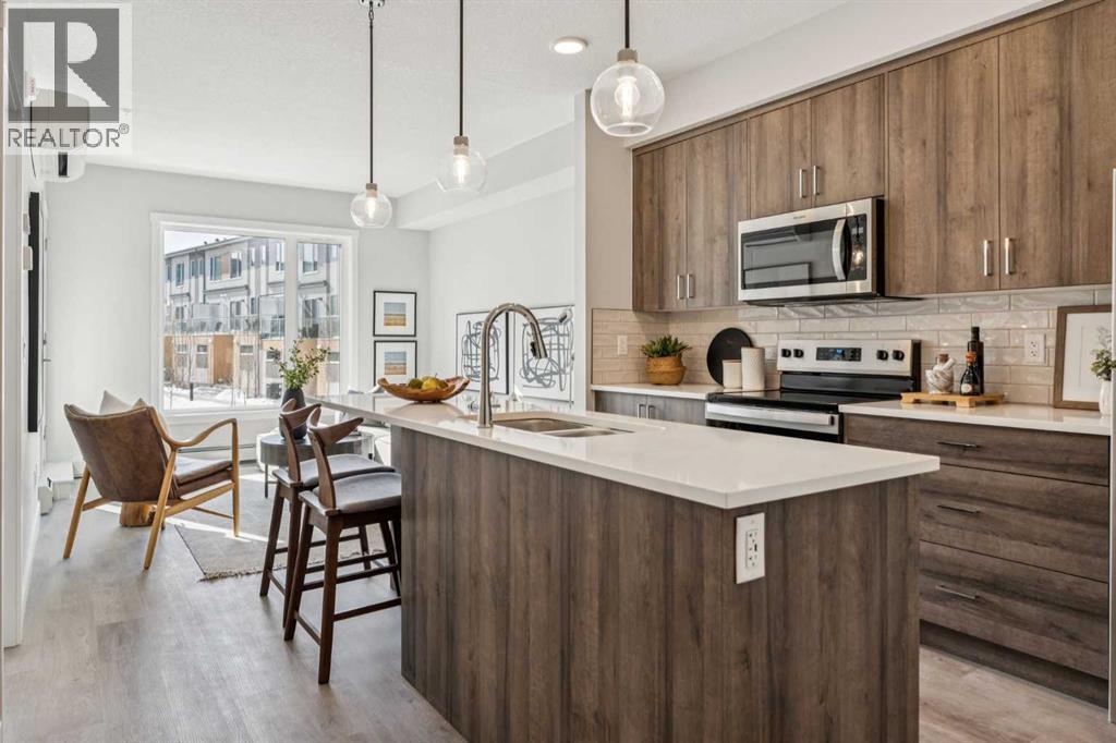 Single Family House for Sale in   Shawnee Square SW Shawnee Slopes Calgary 