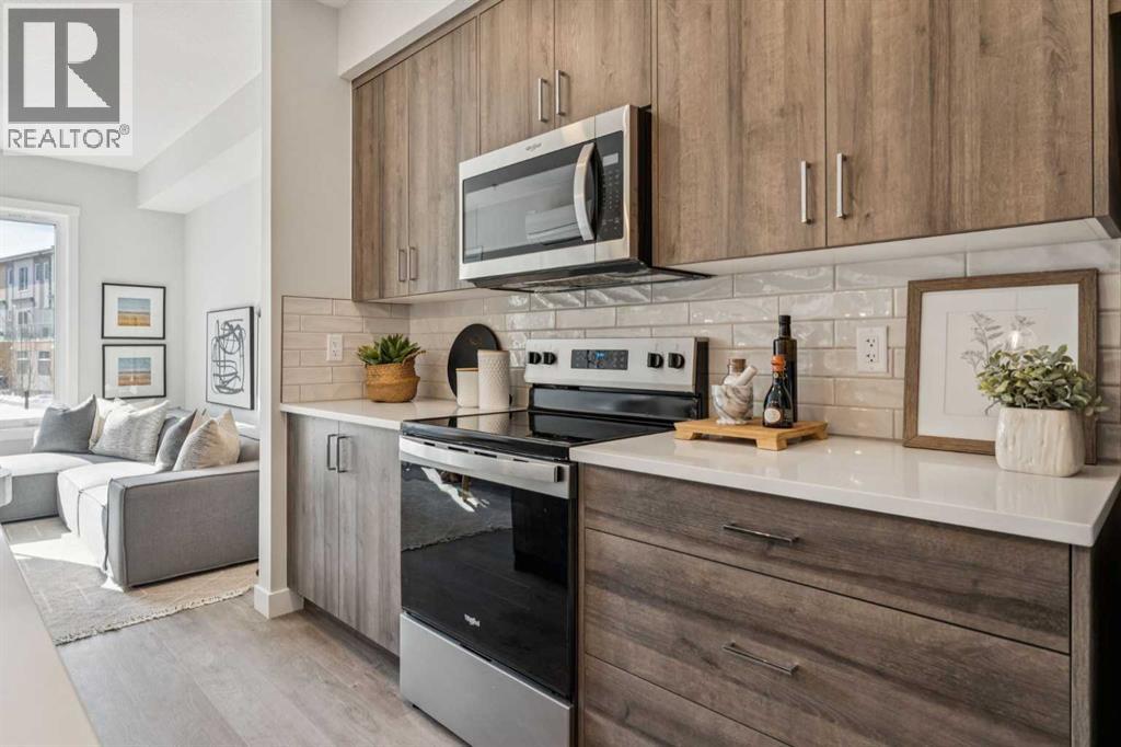 Single Family House for Sale in   Shawnee Square SW Shawnee Slopes Calgary 