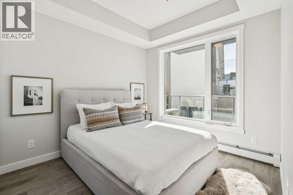 Single Family House for Sale in   Shawnee Square SW Shawnee Slopes Calgary 