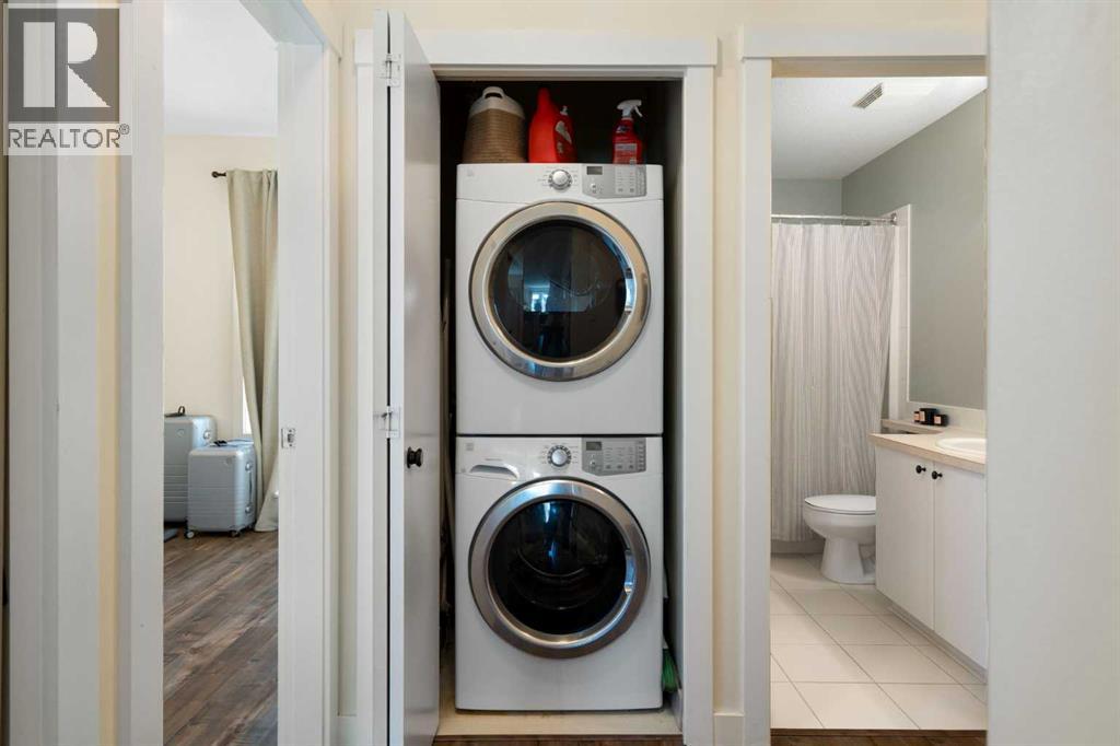 Single Family House for Sale in   Centre Avenue NE Bridgeland/Riverside Calgary 