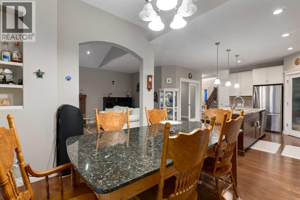 Single Family House for Sale in  Aspen Hills Way SW Aspen Woods Calgary 