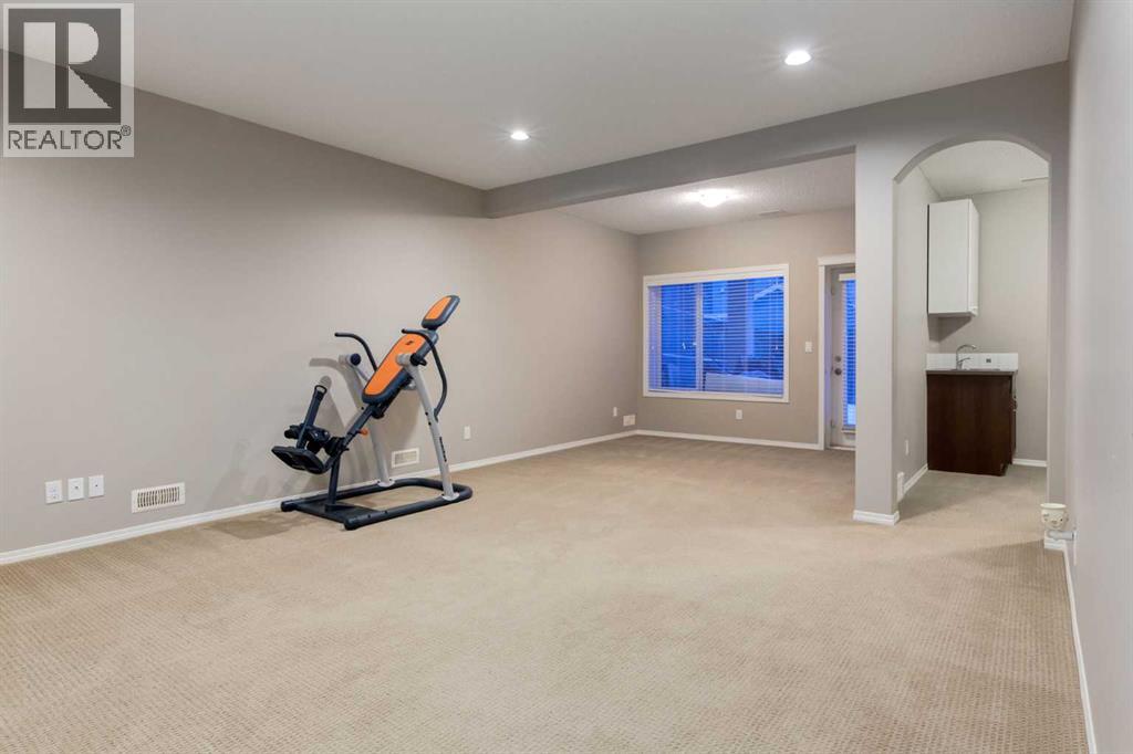 Single Family House for Sale in  Aspen Hills Way SW Aspen Woods Calgary 