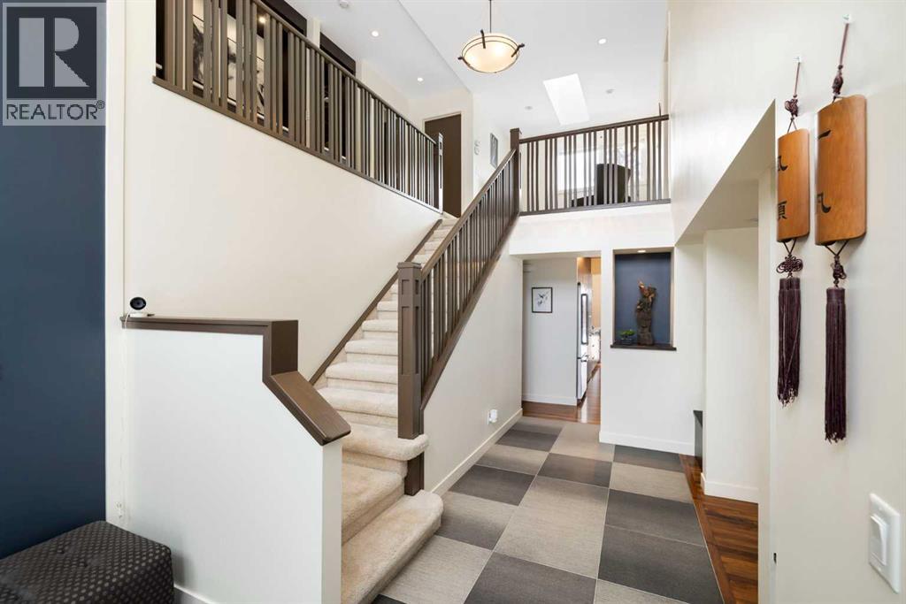 Single Family House for Sale in  Upton Place NW University Heights Calgary 