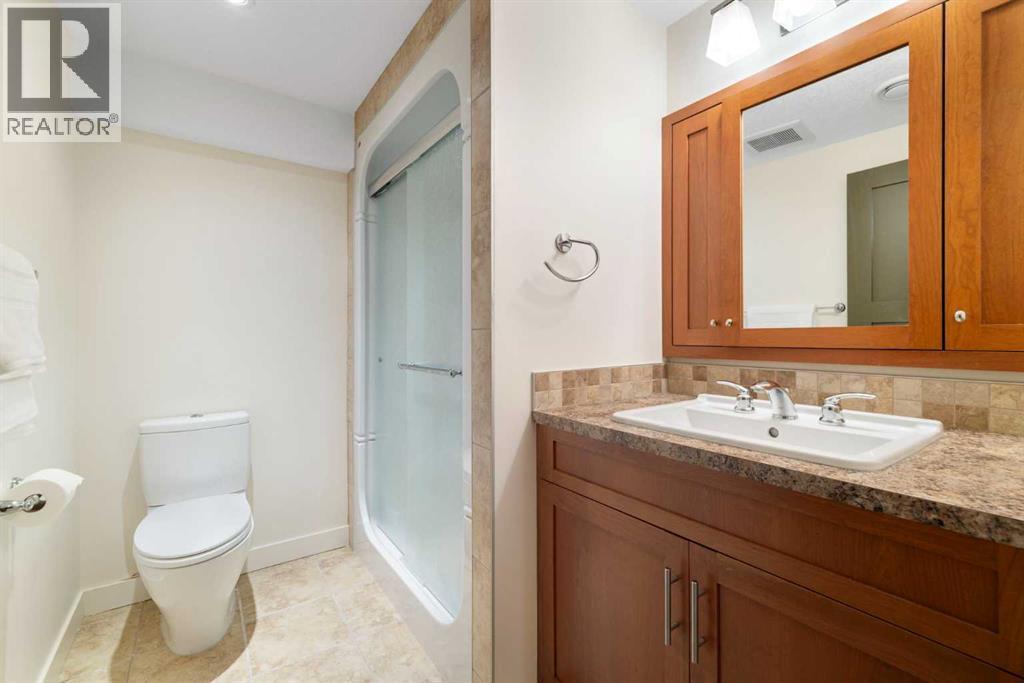 Single Family House for Sale in  Upton Place NW University Heights Calgary 