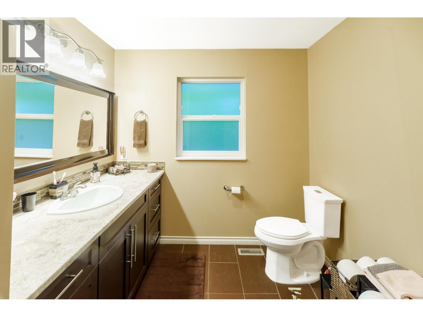 23381 WHIPPOORWILL AVENUE — photo 27