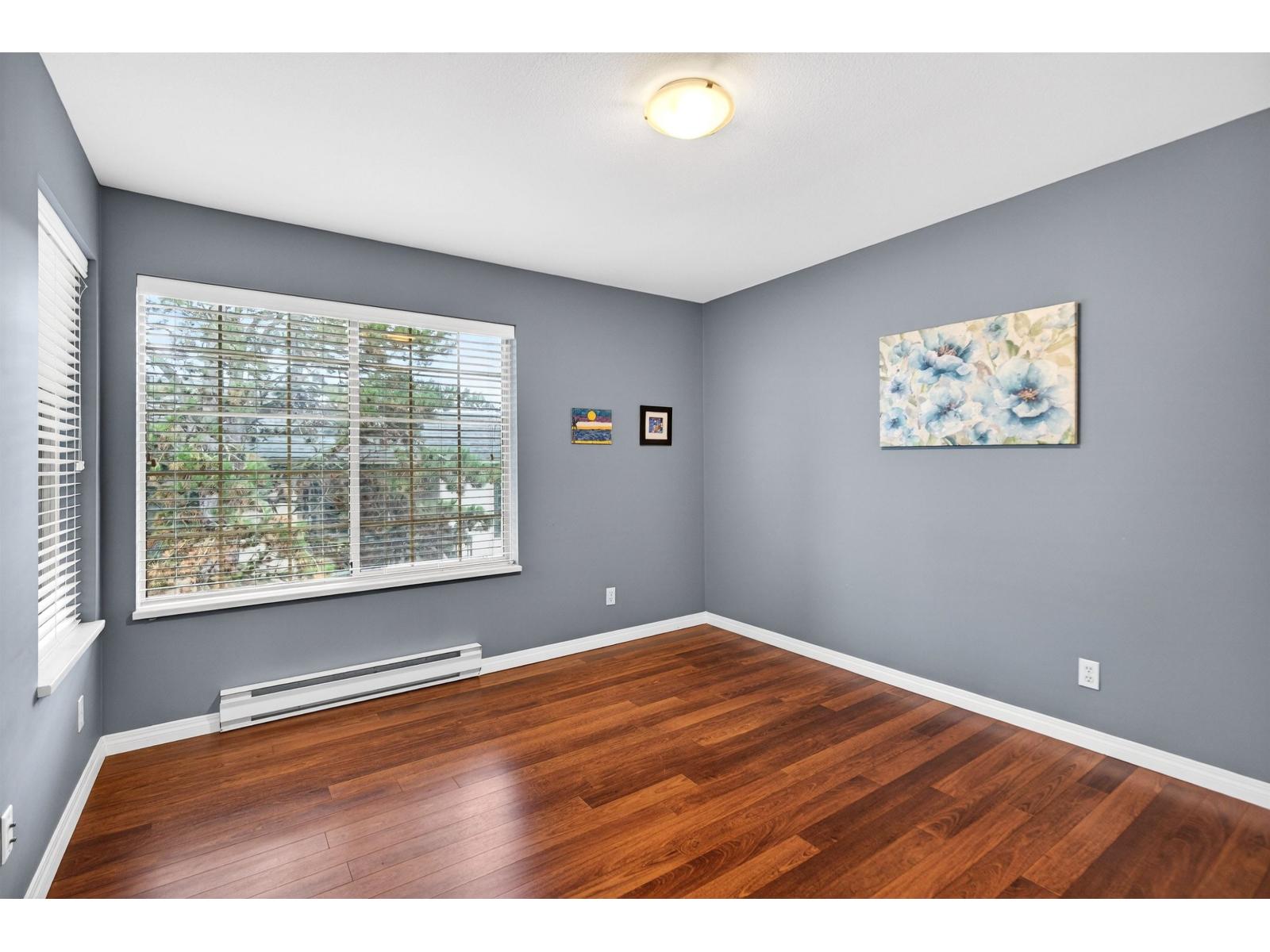 305 1488 MERKLIN STREET, White Rock