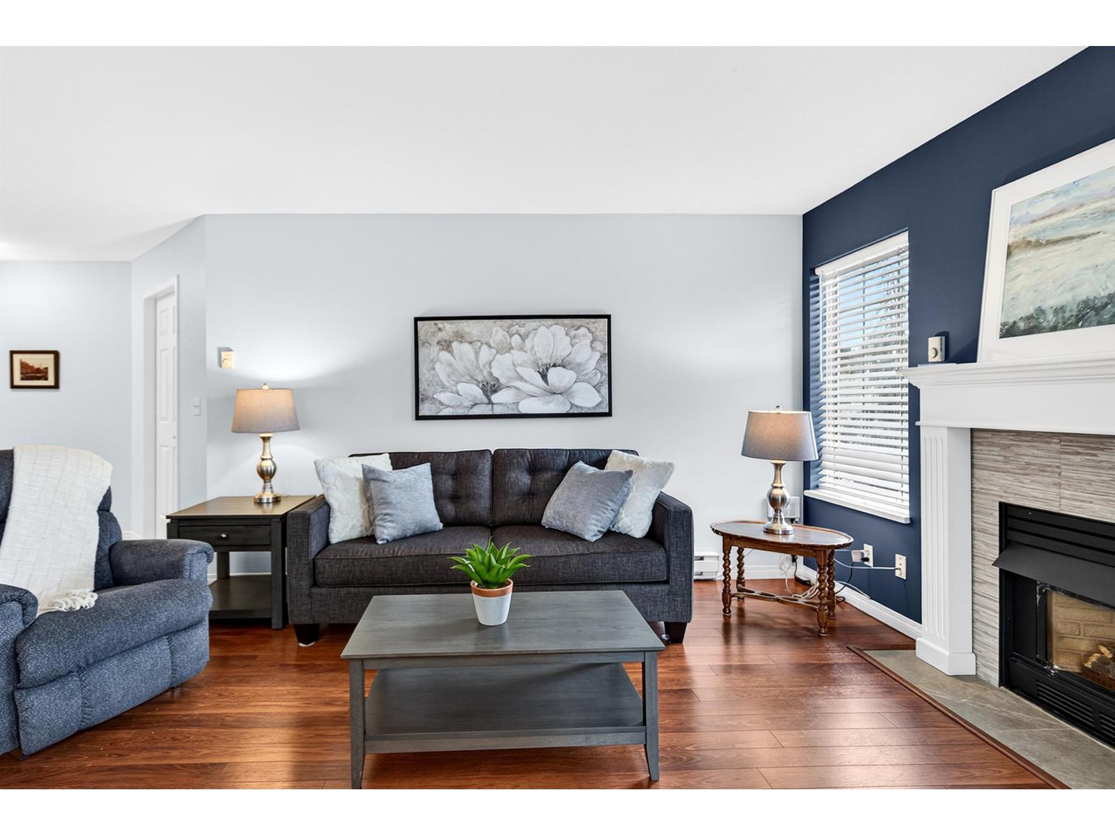 305 1488 MERKLIN STREET, White Rock