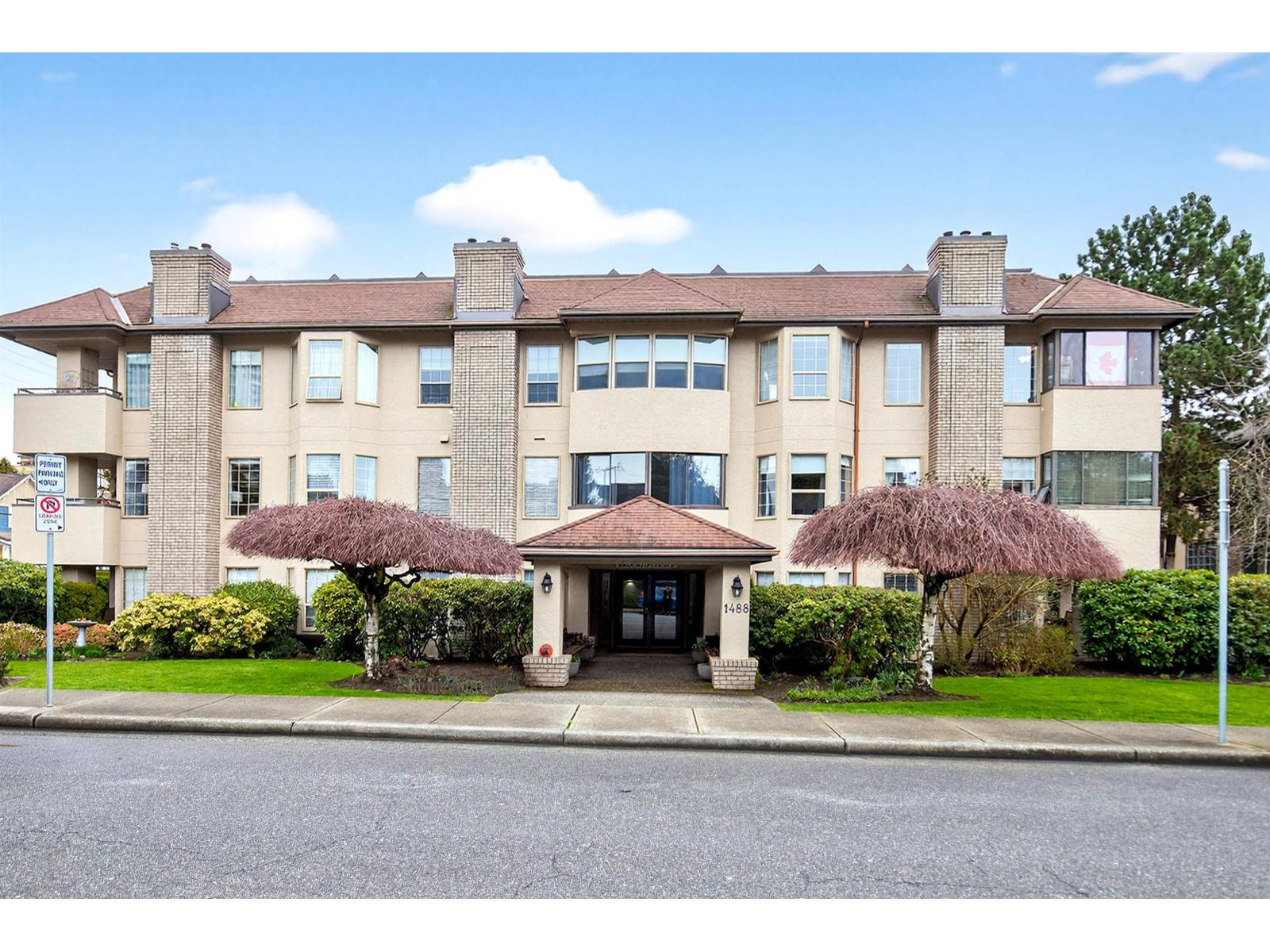 305 1488 MERKLIN STREET, White Rock