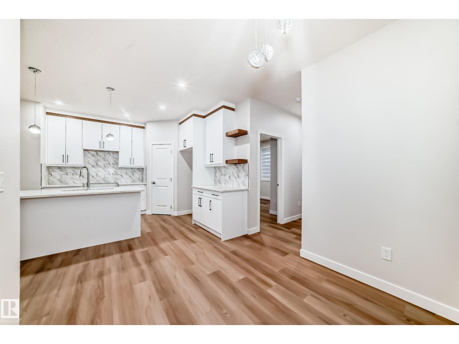28 WESTWYCK LI - 31