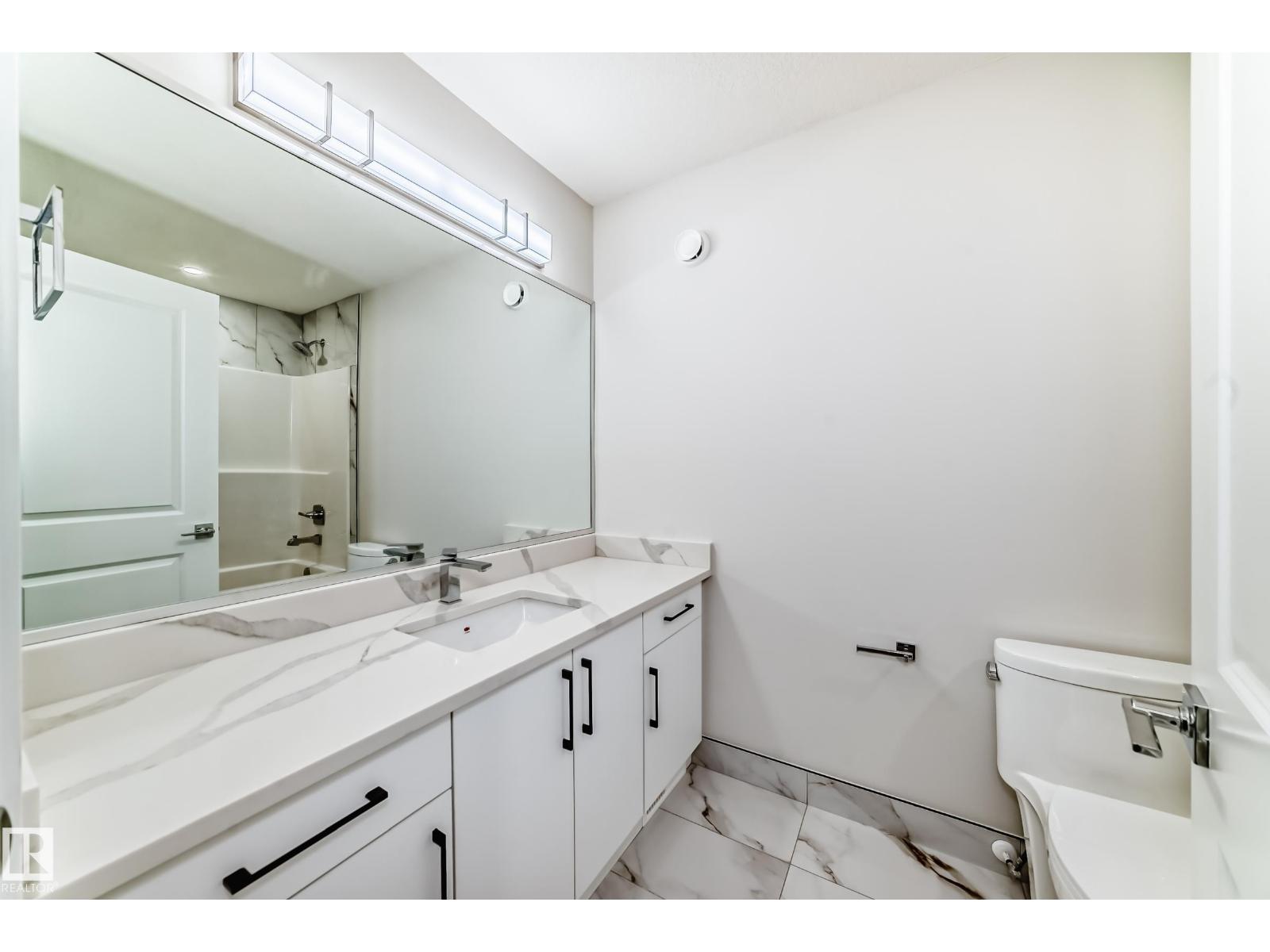 28 WESTWYCK LI - 42