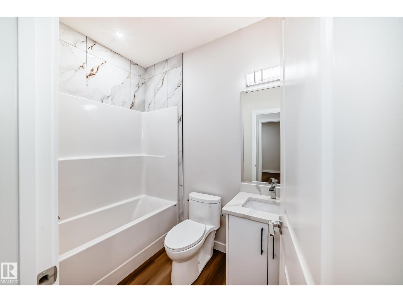 28 WESTWYCK LI - 7