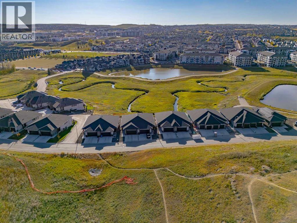 Single Family House for Sale in  Evansridge Park NW Evanston Calgary 