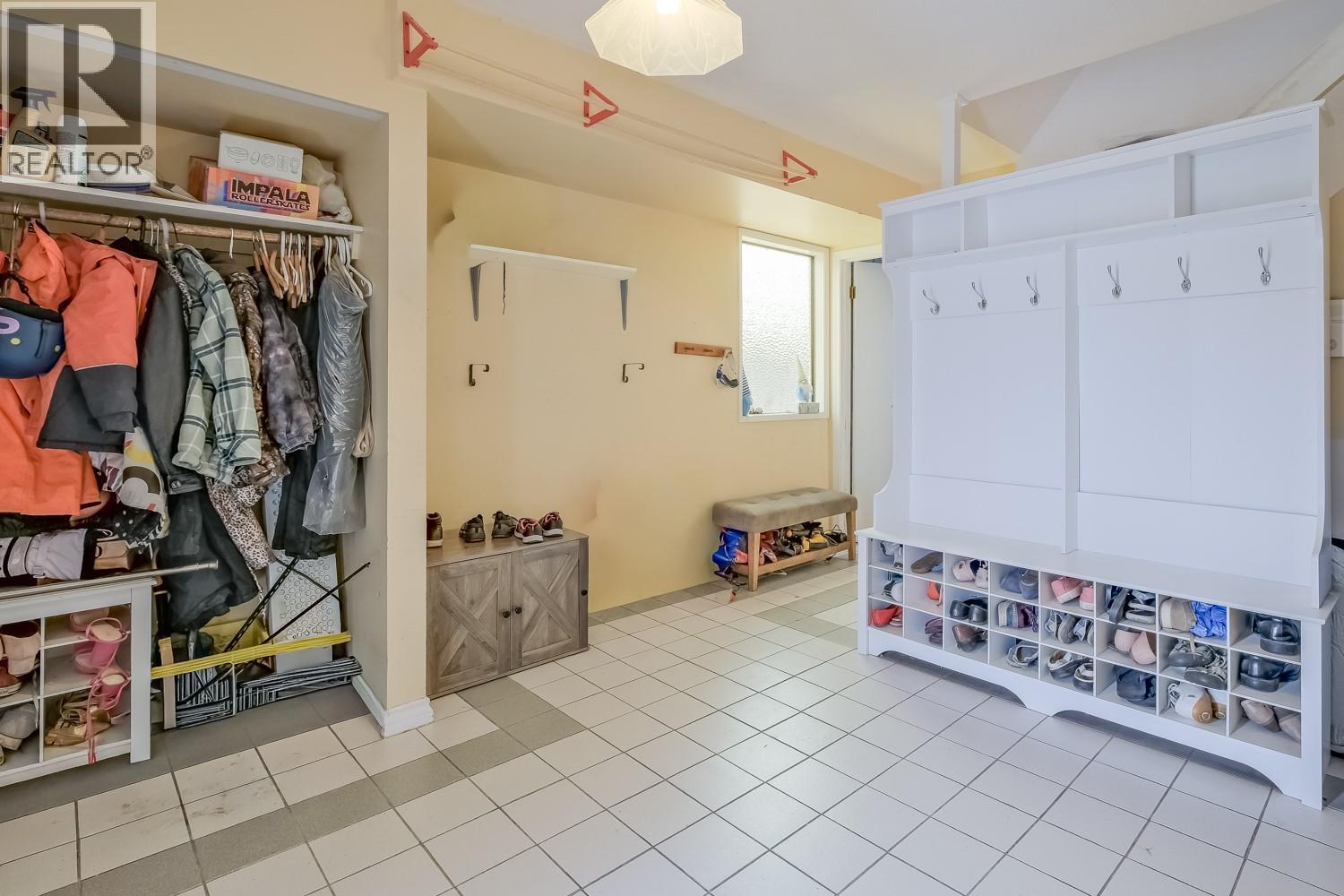 164 Arnott Place, Penticton