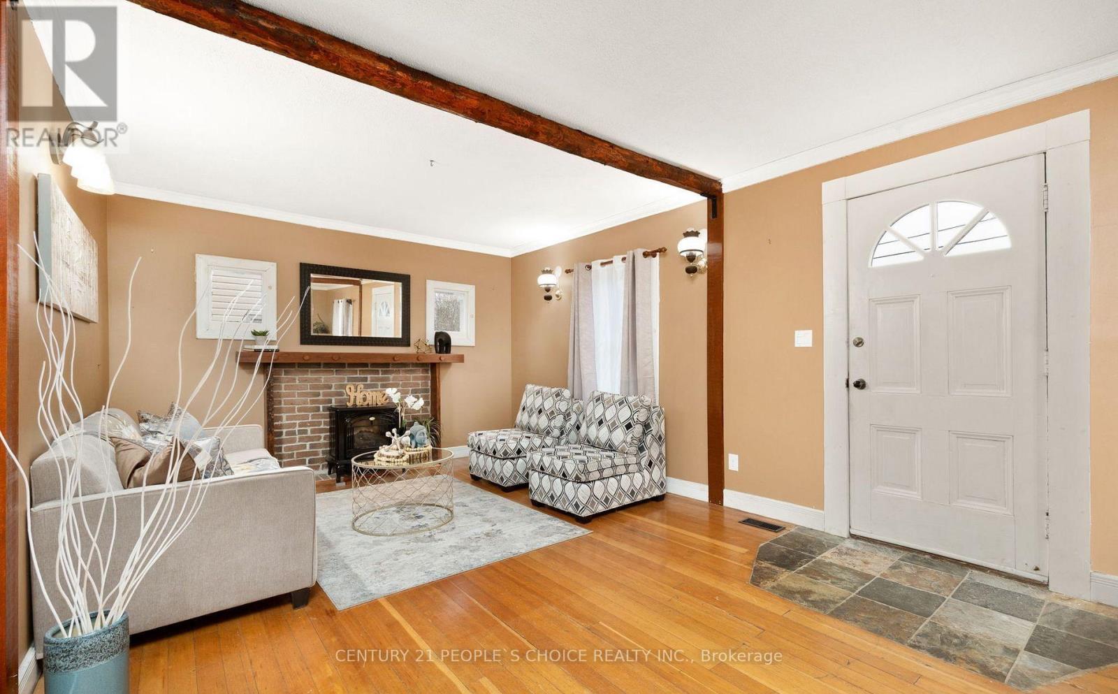 22 PARKER STREET - 6