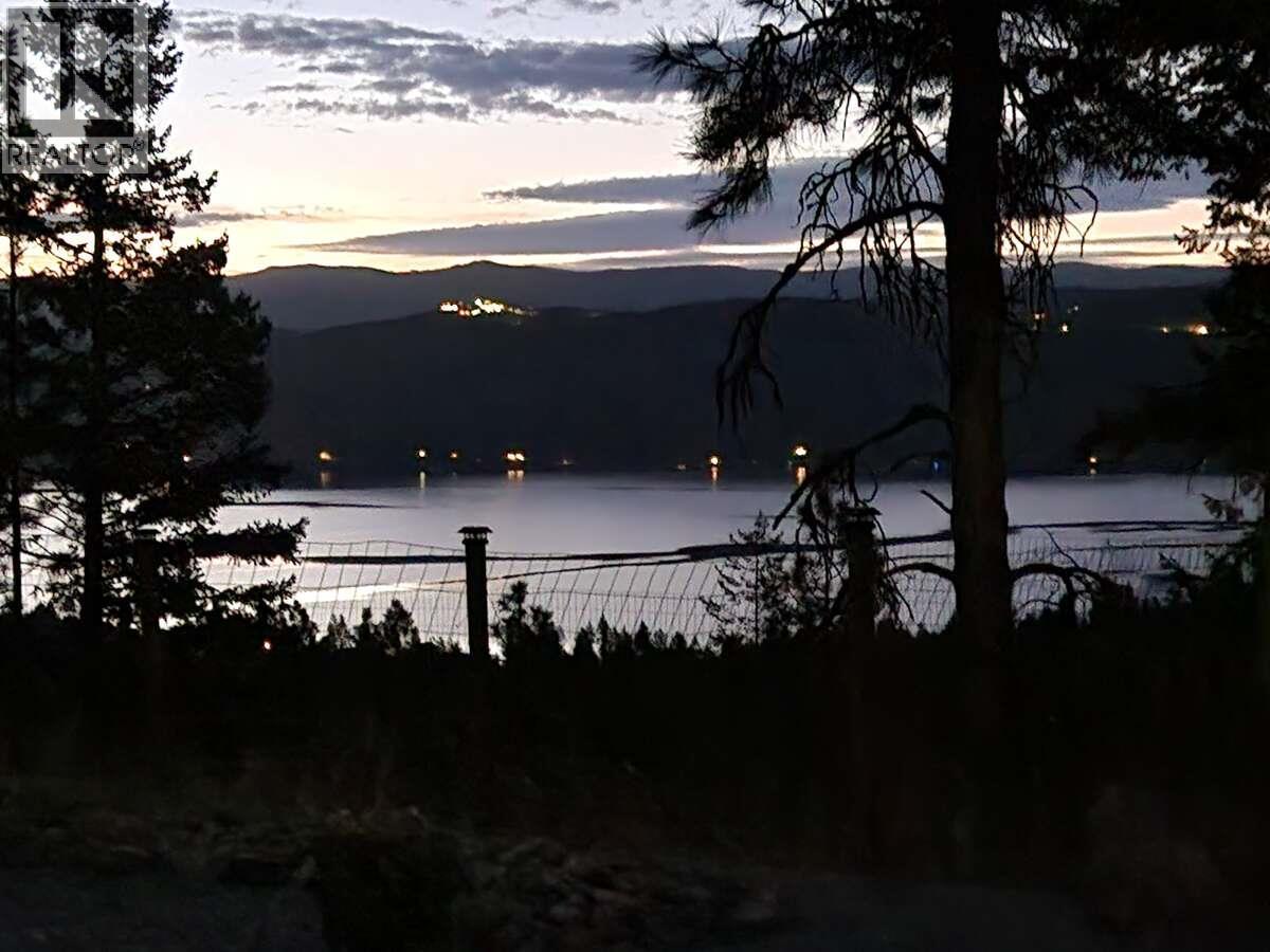 10795 Westshore Road, Vernon