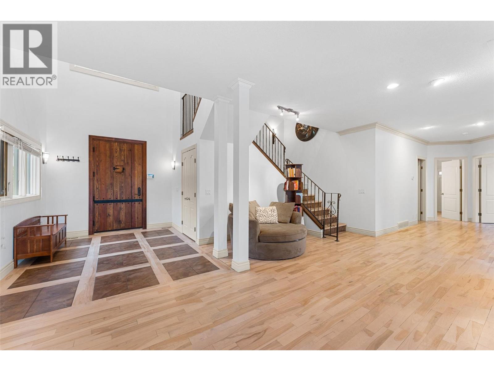 2420 Abbott Street, Kelowna