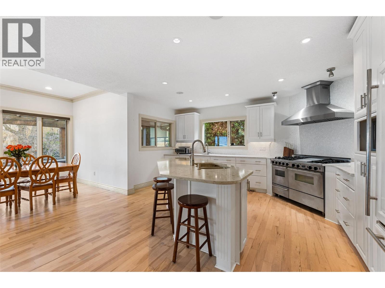 2420 Abbott Street, Kelowna