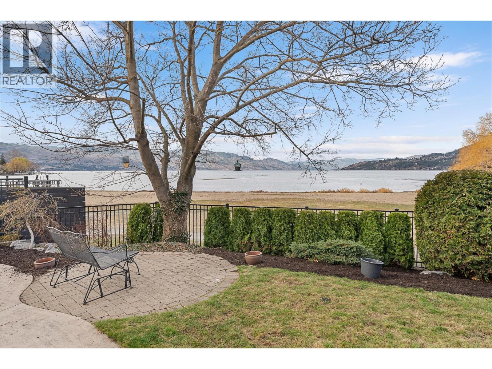 2420 Abbott Street, Kelowna