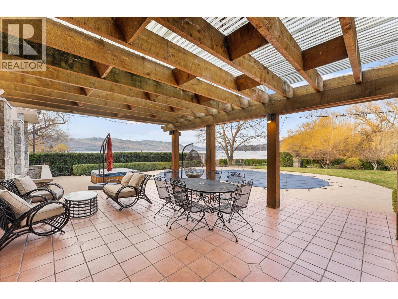 2420 Abbott Street, Kelowna