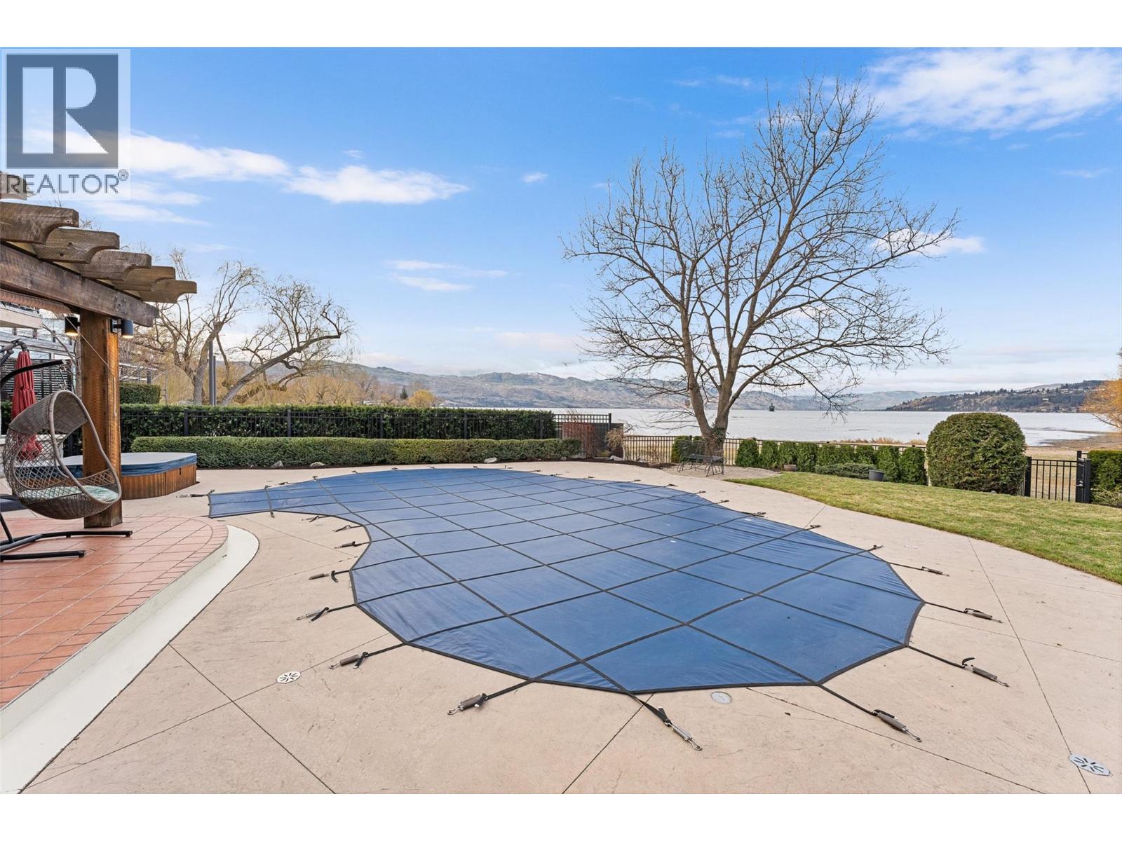 2420 Abbott Street, Kelowna