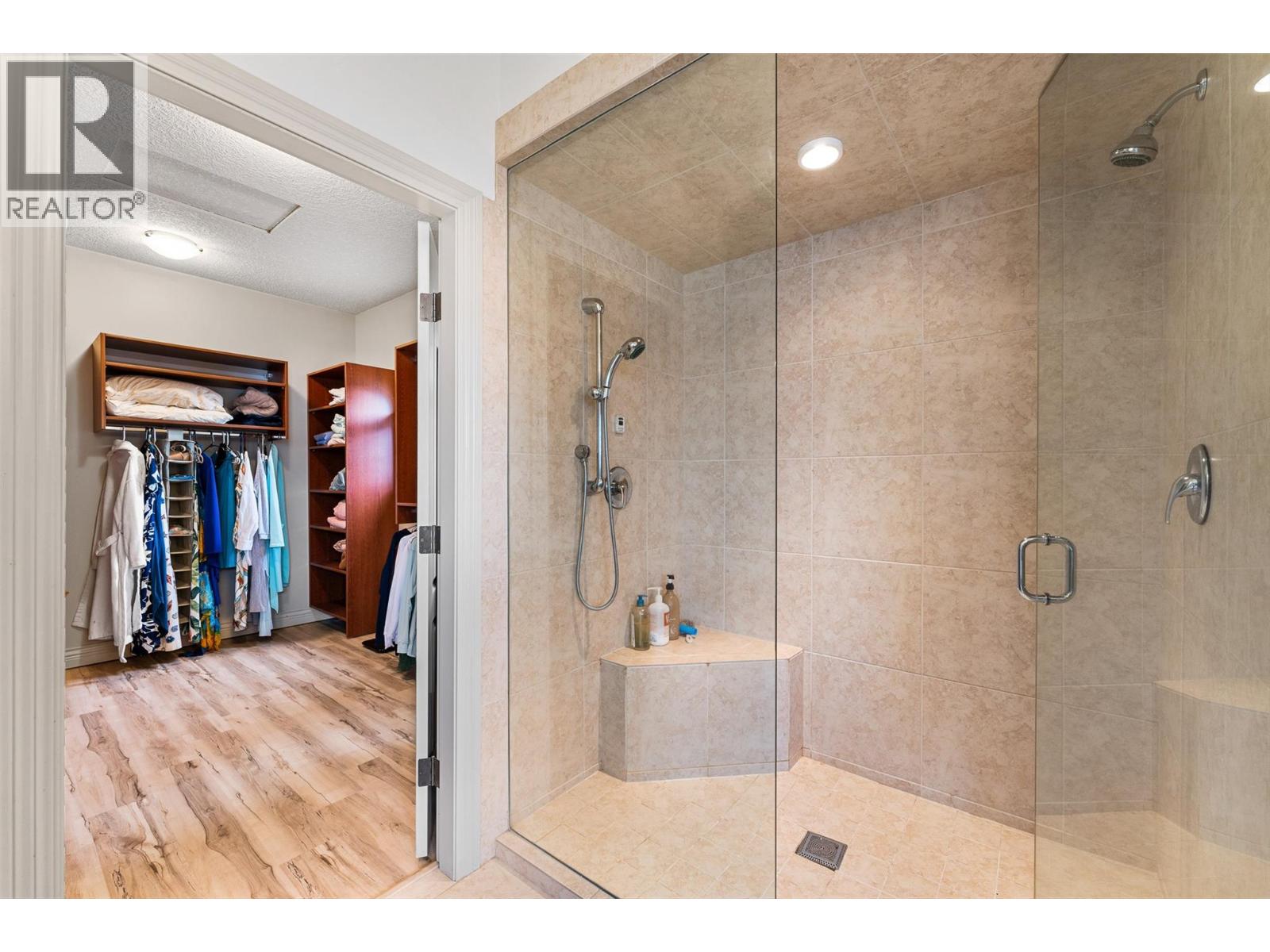 2420 Abbott Street, Kelowna