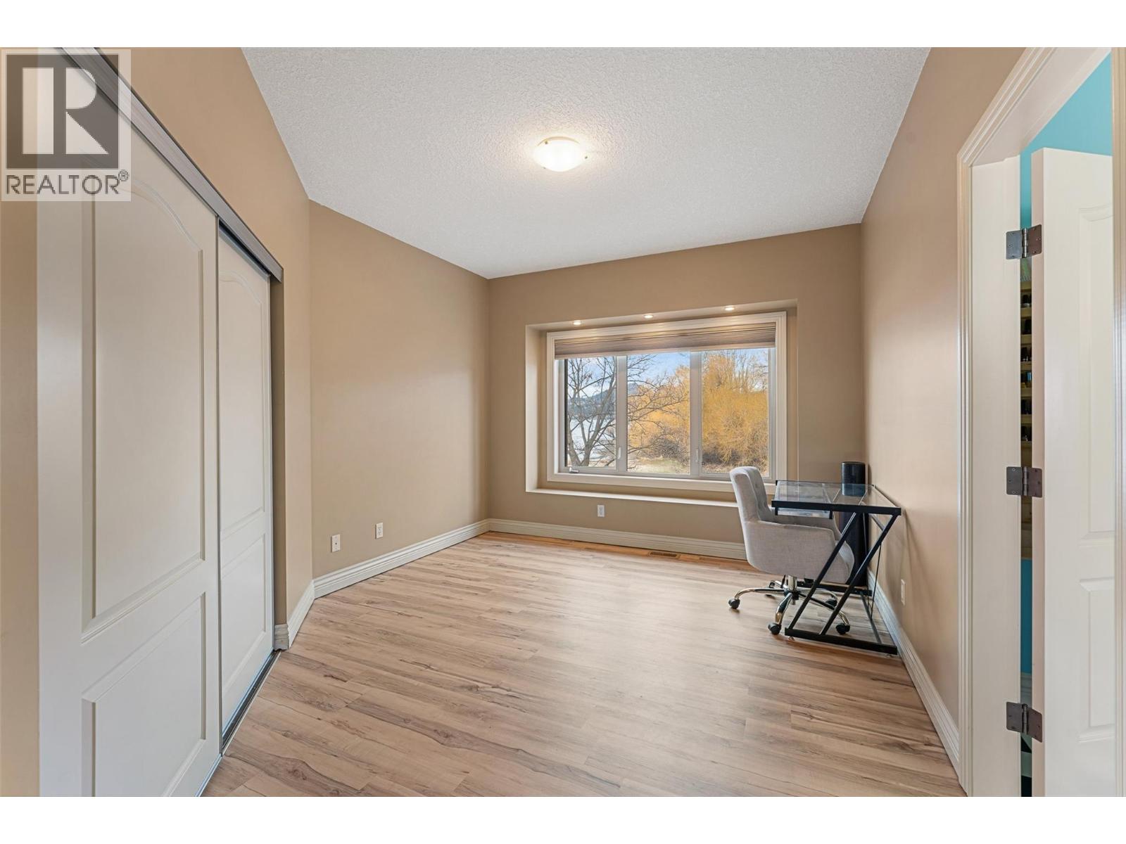 2420 Abbott Street, Kelowna