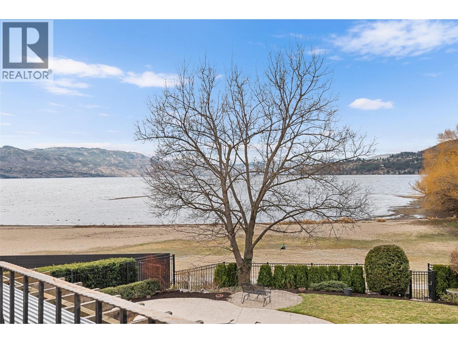 2420 Abbott Street, Kelowna