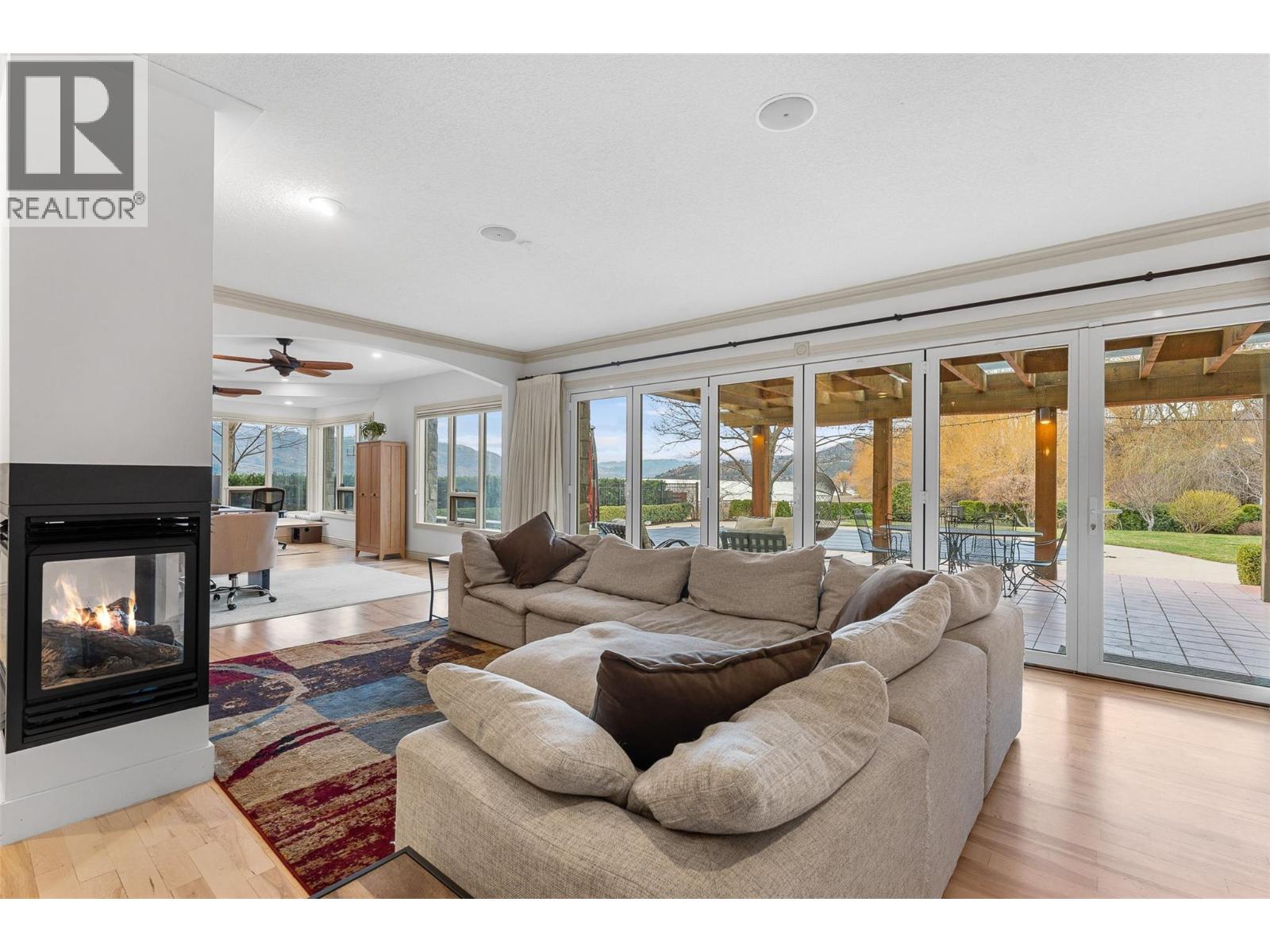 2420 Abbott Street, Kelowna