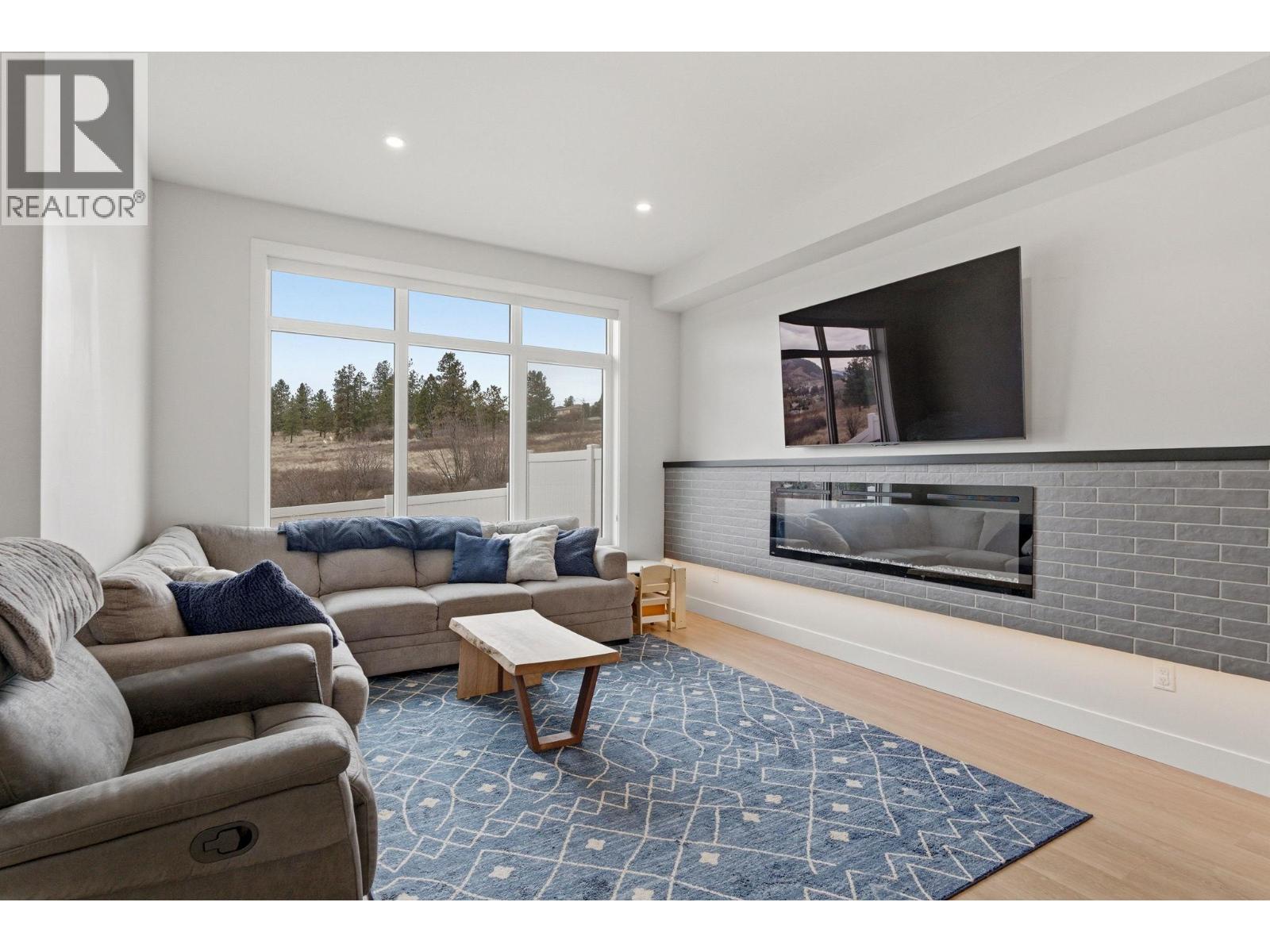 3355 Hawks Crescent, Westbank