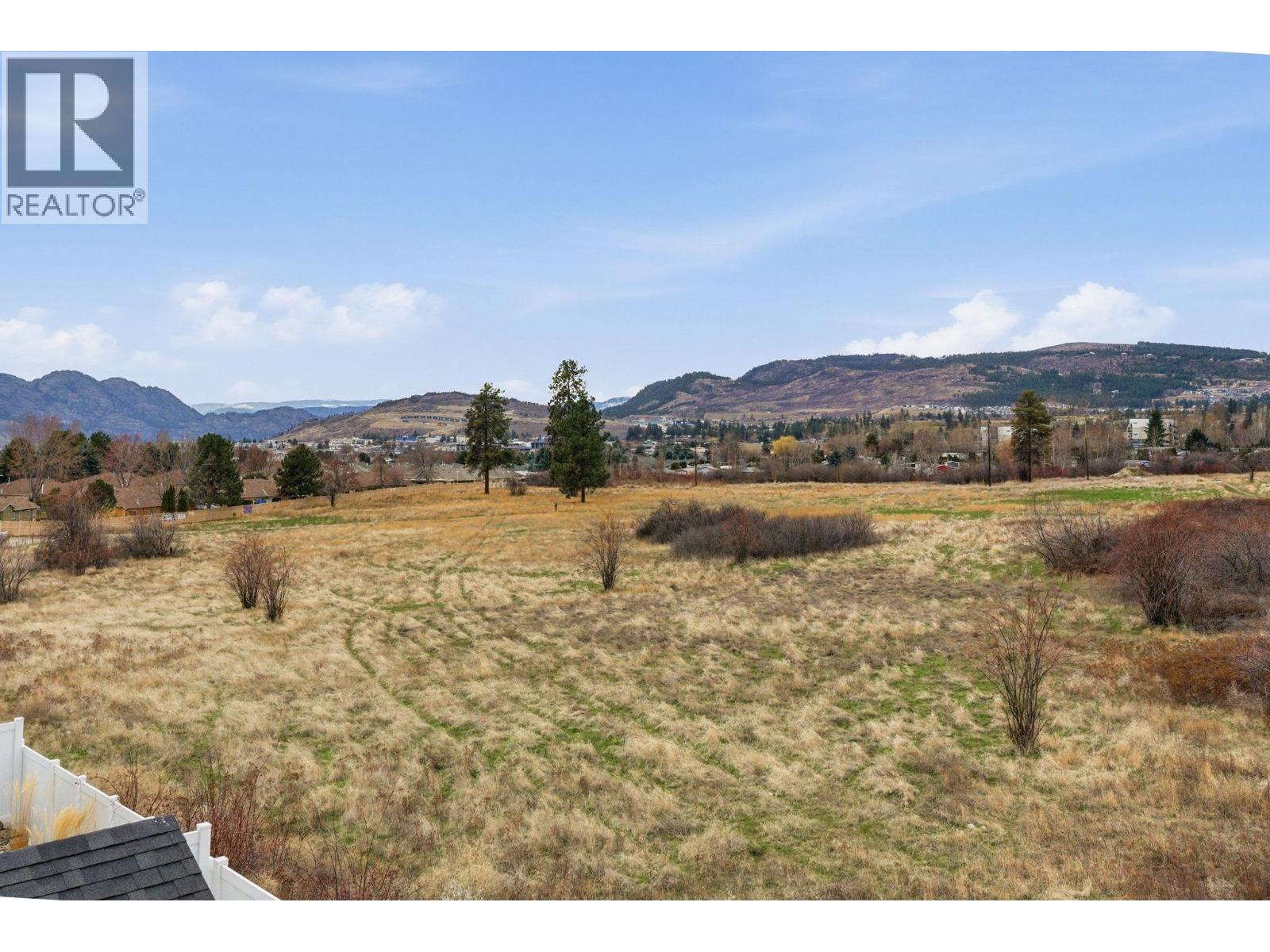 3355 Hawks Crescent, Westbank