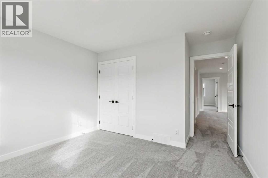 Single Family House for Sale in  Creekstone Hill SW Pine Creek Calgary 