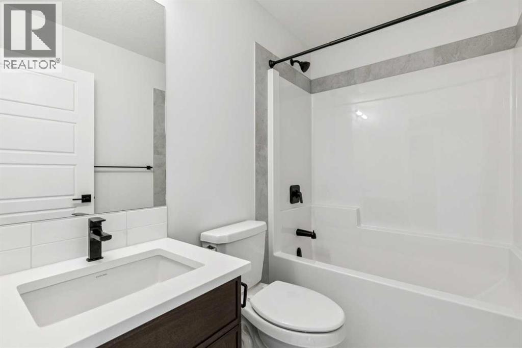 Single Family House for Sale in  Creekstone Hill SW Pine Creek Calgary 