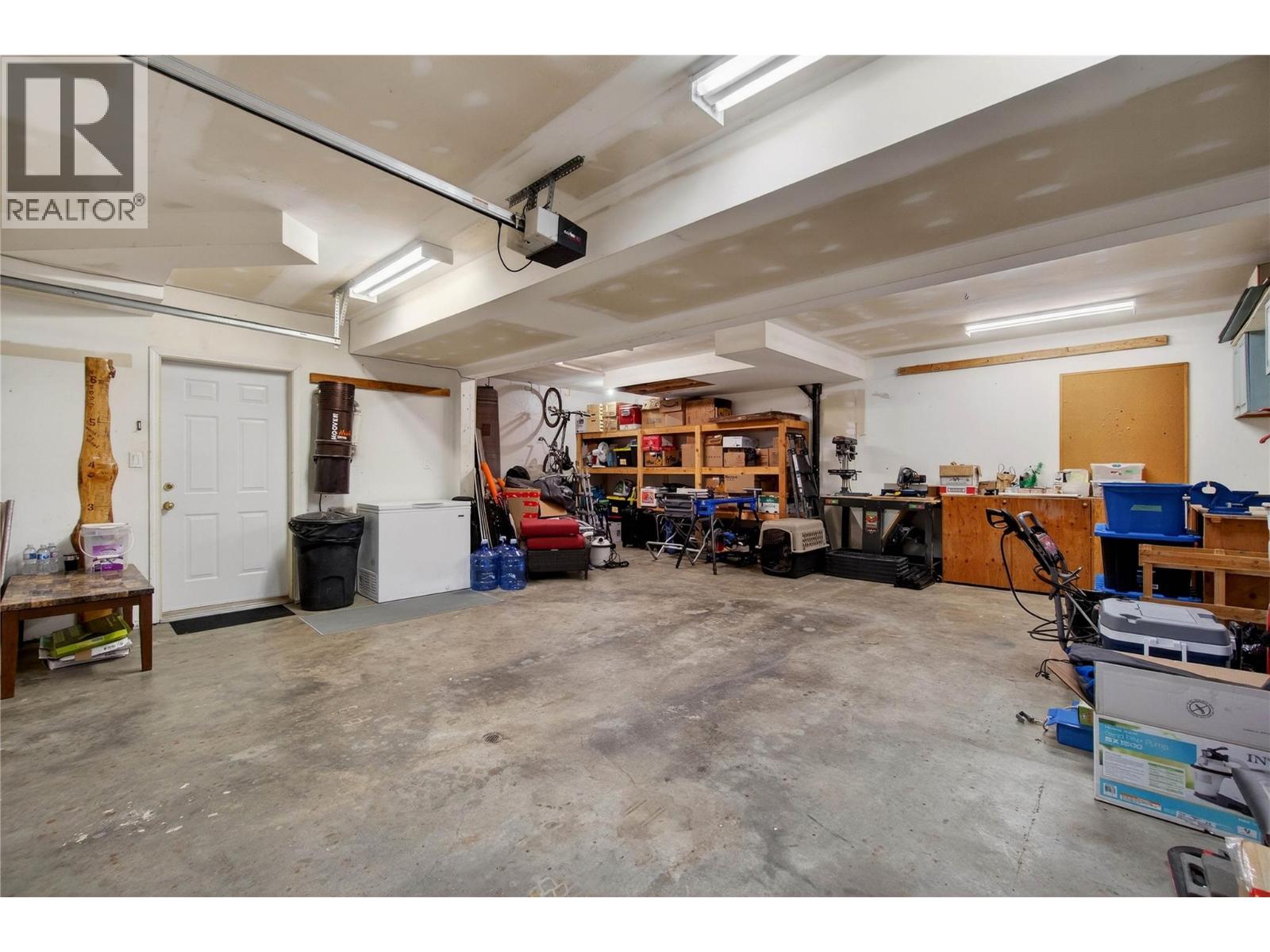 2823 Rose Dale Place, Blind Bay