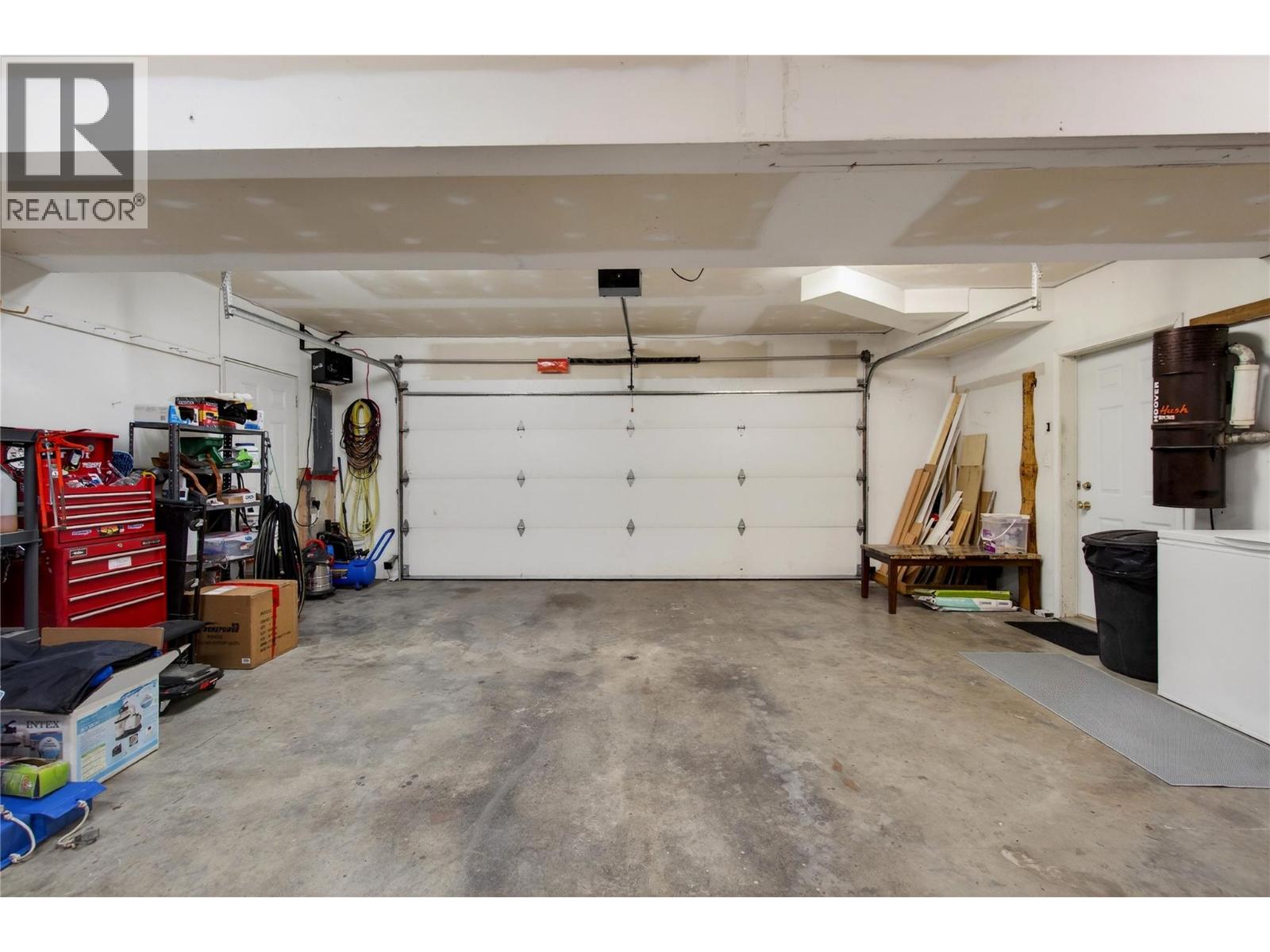 2823 Rose Dale Place, Blind Bay