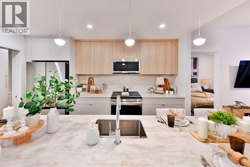 Single Family House for Sale in SL   Street SW Beltline Calgary 