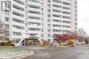 #1006 15 TOWERING HEIGHTS BOULEVARD - 1