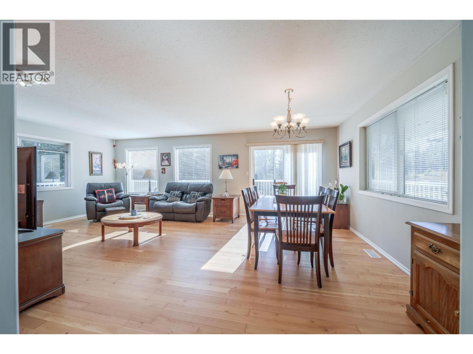 5565 BIRCHWOOD ROAD - 9