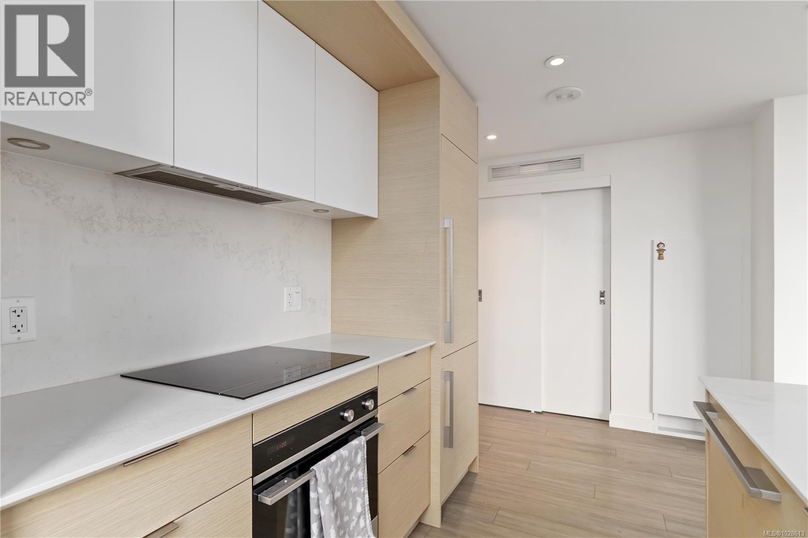 #1206 848 Yates St - 15