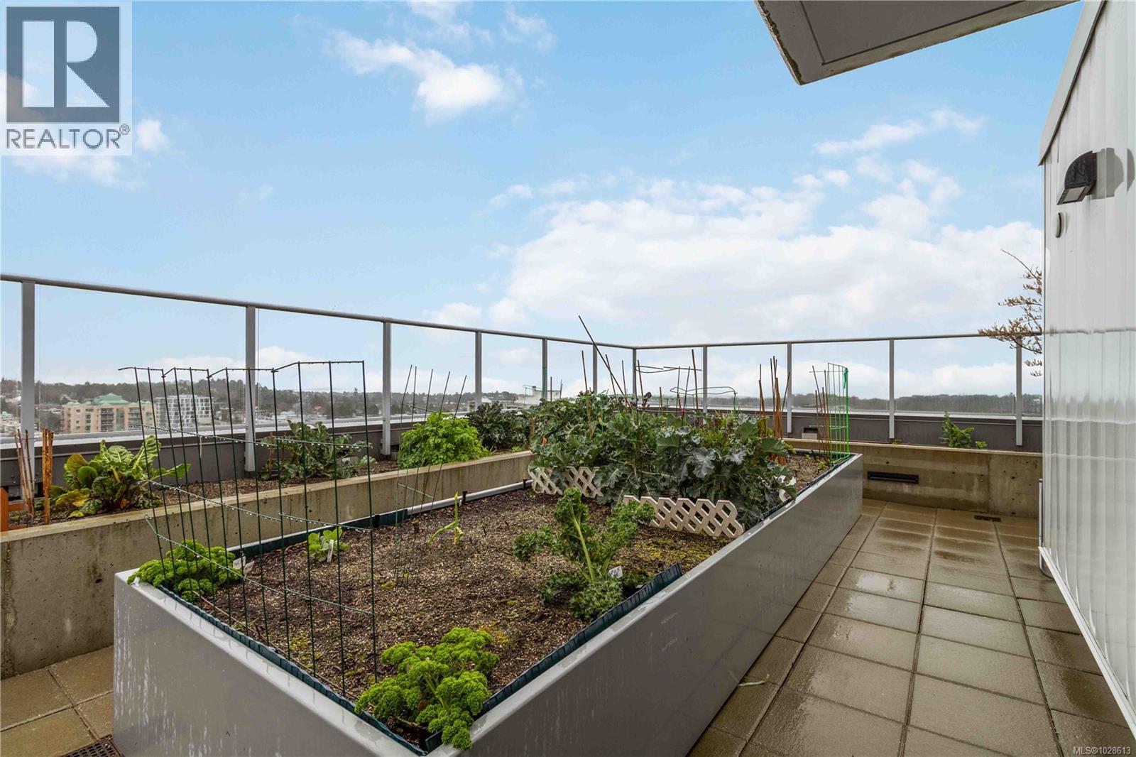 #1206 848 Yates St - 34