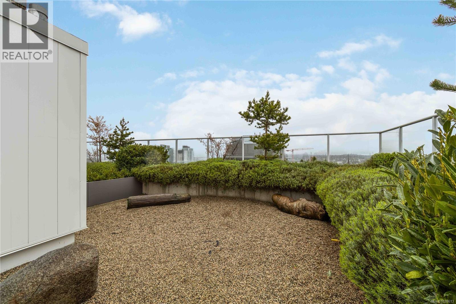 #1206 848 YATES ST - 36