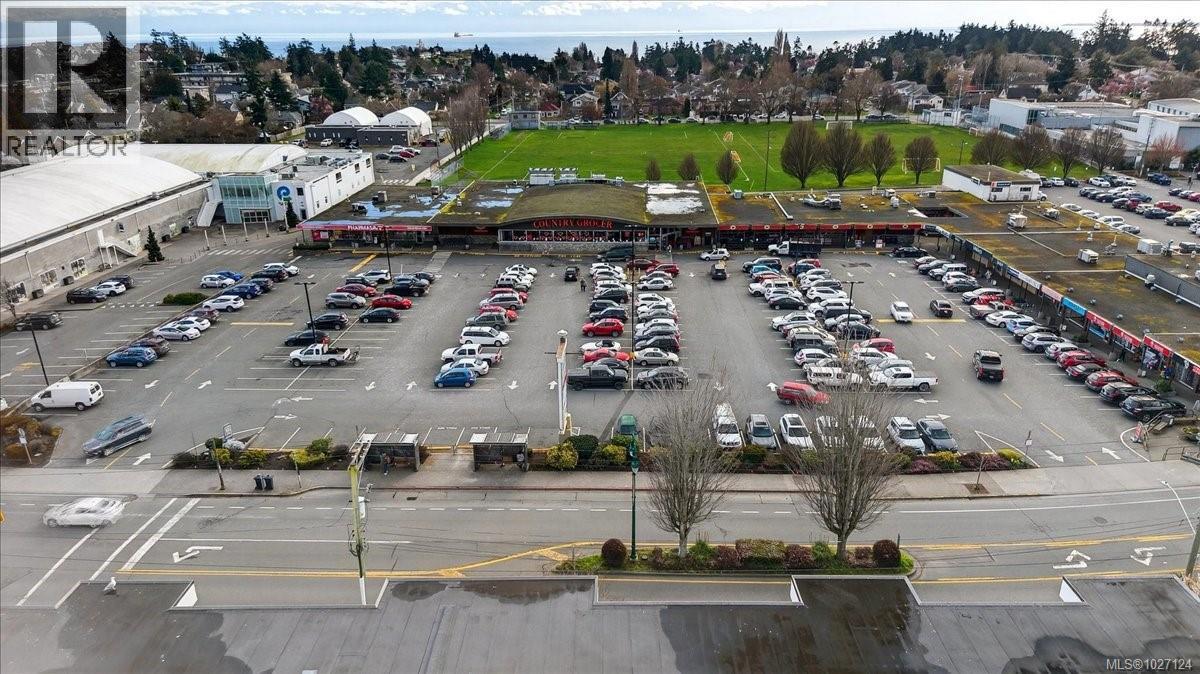 #302 1000 ESQUIMALT RD - 34