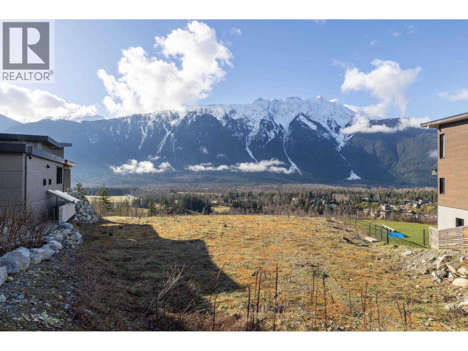 1508 WHITE CAP CRESCENT, Pemberton
