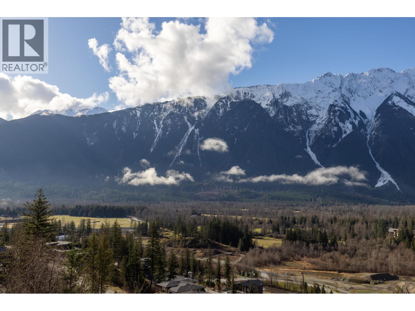 1508 WHITE CAP CRESCENT, Pemberton