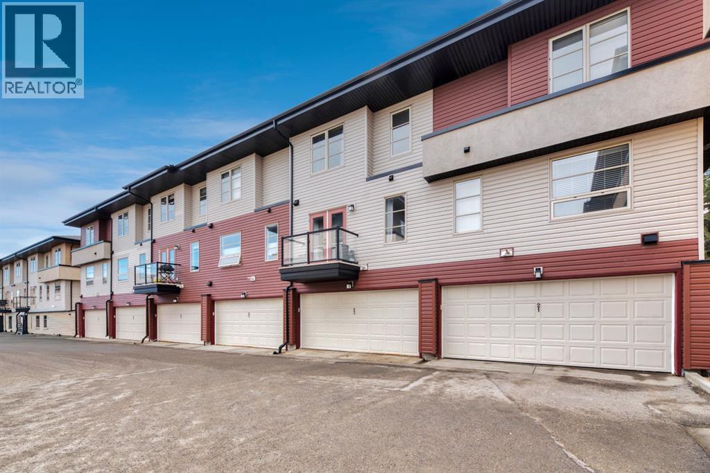 Single Family House 3 Level for Sale in  Aspen Hills Terrace SW Aspen Woods Calgary 