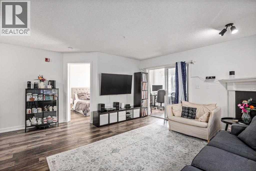 Single Family House for Sale in    Avenue SW Downtown Commercial Core Calgary 